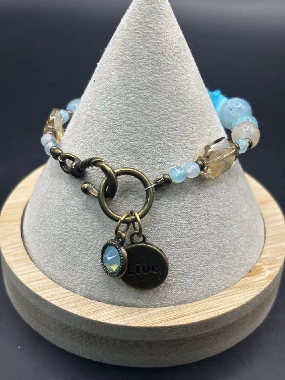 Live Charm Bracelet with Swarovski Crystal • Shell Beads • Faceted Agate • Handm